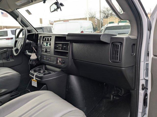 Photo of 2025 Summit White GMC Savana 2500