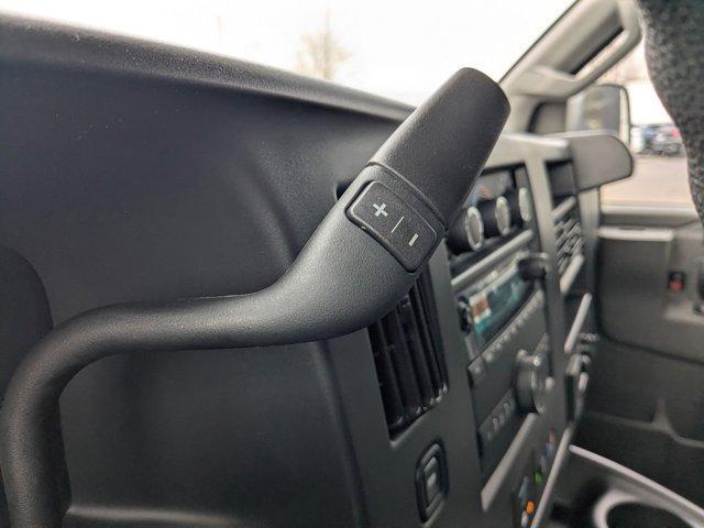 Photo of 2025 Summit White GMC Savana 2500