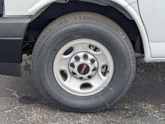 Photo of 2025 Summit White GMC Savana 2500