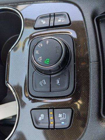 Photo of 2022 Summit White GMC Acadia