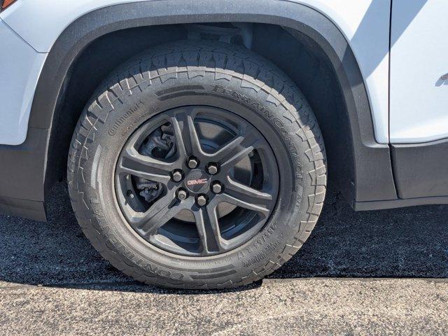 Photo of 2022 Summit White GMC Acadia