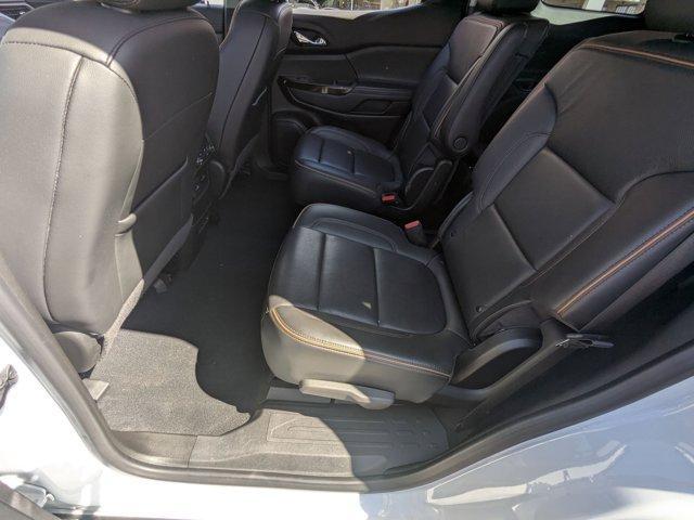 Photo of 2022 Summit White GMC Acadia