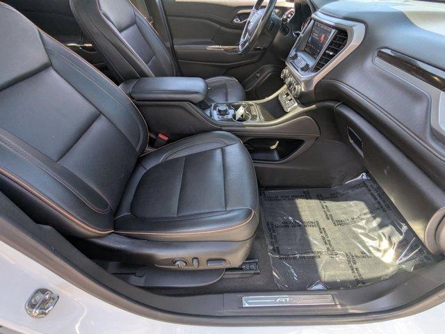 Photo of 2022 Summit White GMC Acadia