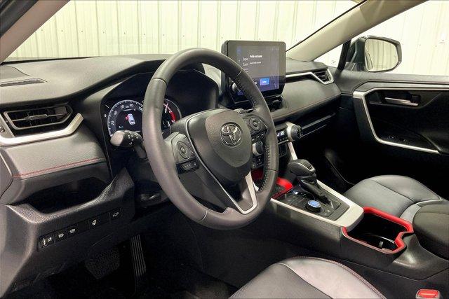 Photo of 2023 Ice Cap Toyota RAV4