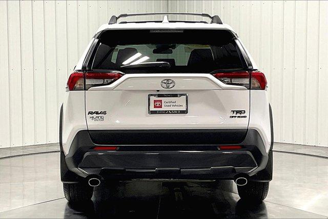 Photo of 2023 Ice Cap Toyota RAV4