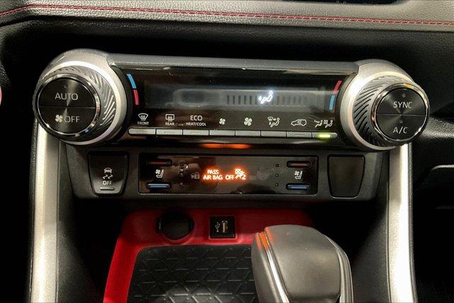 Photo of 2023 Ice Cap Toyota RAV4