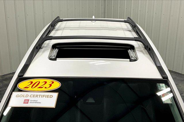 Photo of 2023 Ice Cap Toyota RAV4