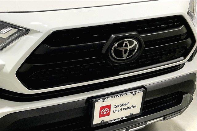 Photo of 2023 Ice Cap Toyota RAV4