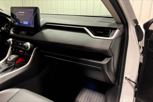 Photo of 2023 Ice Cap Toyota RAV4