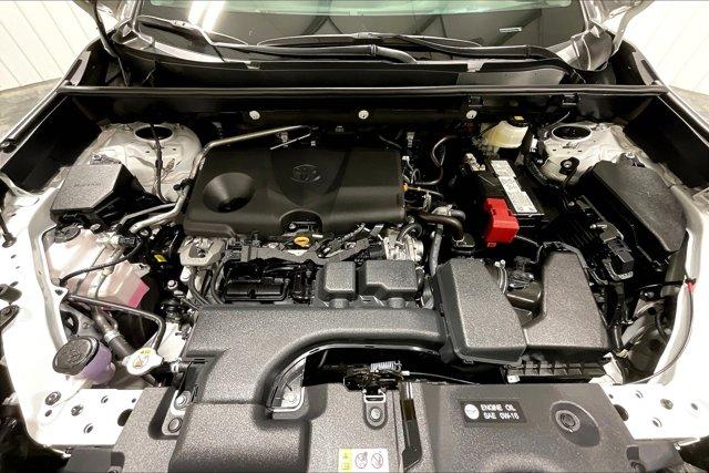 Photo of 2023 Ice Cap Toyota RAV4