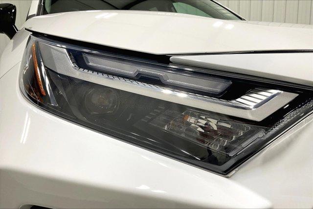Photo of 2023 Ice Cap Toyota RAV4
