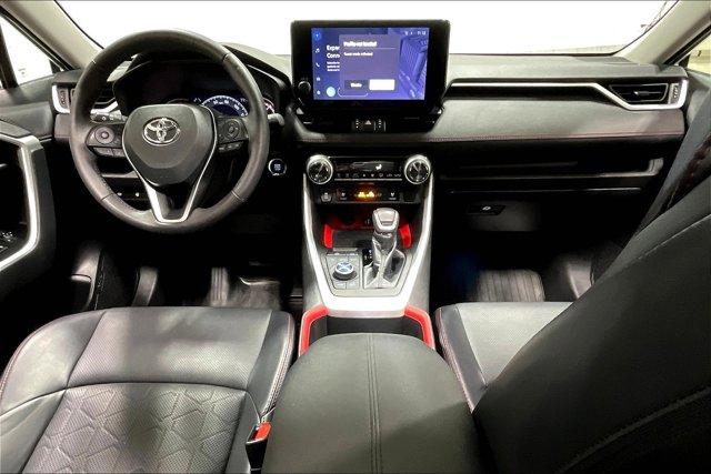 Photo of 2023 Ice Cap Toyota RAV4