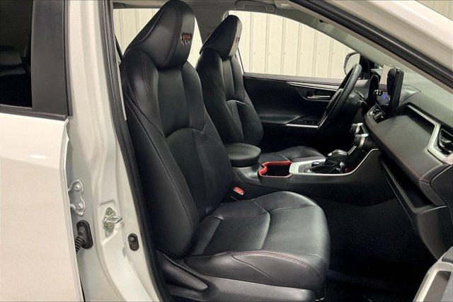 Photo of 2023 Ice Cap Toyota RAV4