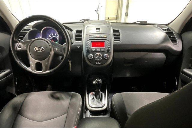 Photo of 2013 Molten Kia Soul