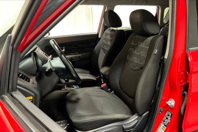 Photo of 2013 Molten Kia Soul