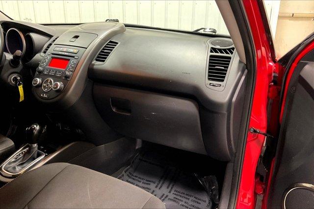 Photo of 2013 Molten Kia Soul