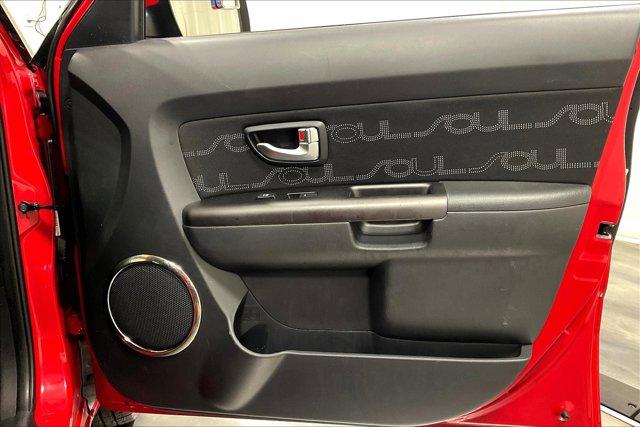 Photo of 2013 Molten Kia Soul