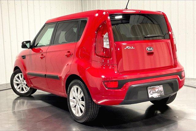 Photo of 2013 Molten Kia Soul