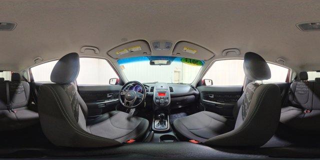 Photo of 2013 Molten Kia Soul