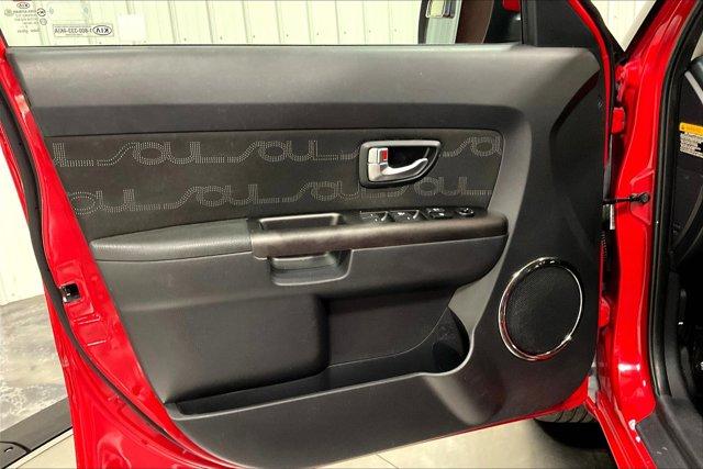 Photo of 2013 Molten Kia Soul