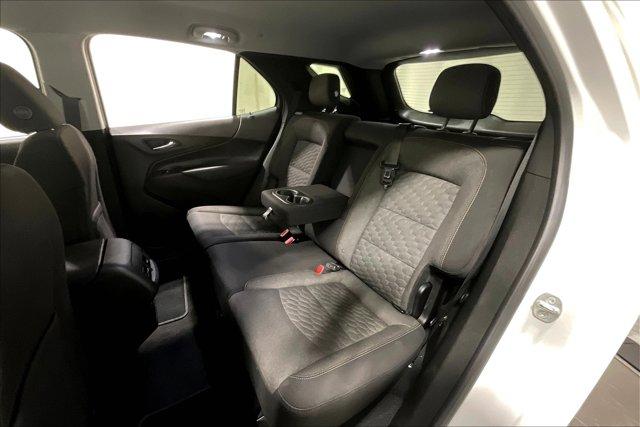 Photo of 2019 Iridescent Pearl Tricoat Chevrolet Equinox