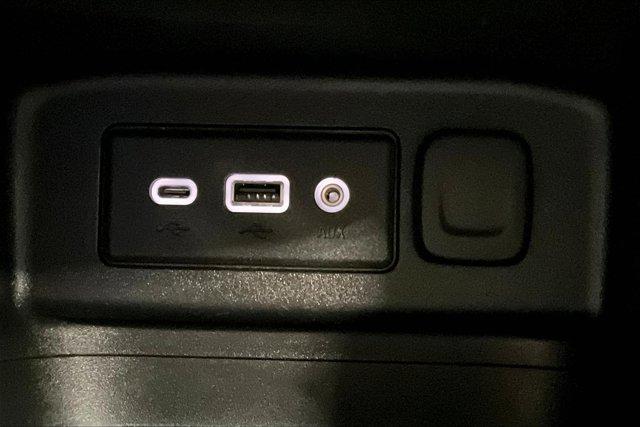 Photo of 2019 Iridescent Pearl Tricoat Chevrolet Equinox