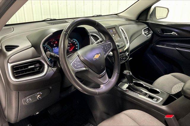 Photo of 2019 Iridescent Pearl Tricoat Chevrolet Equinox