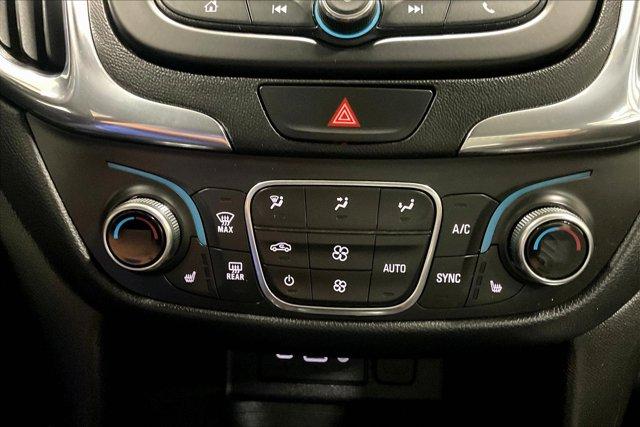Photo of 2019 Iridescent Pearl Tricoat Chevrolet Equinox