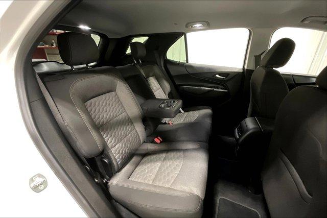 Photo of 2019 Iridescent Pearl Tricoat Chevrolet Equinox