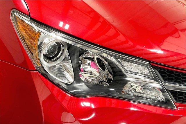 Photo of 2014 Red Toyota RAV4