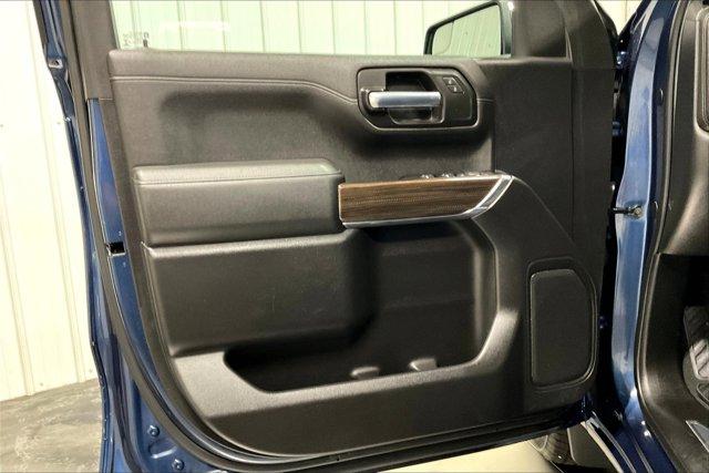 Photo of 2019 Northsky Blue Metallic Chevrolet Silverado 1500