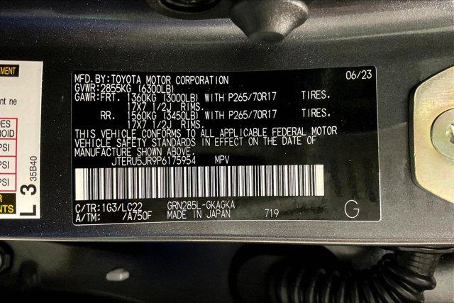 Photo of 2023 Magnetic Gray M Toyota 4Runner