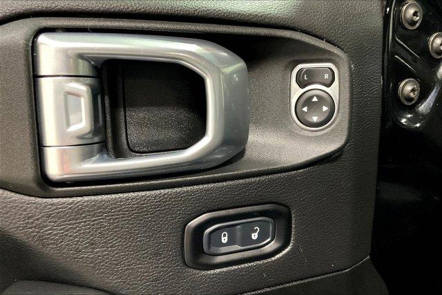 Photo of 2022 Black Clearcoat Jeep Wrangler