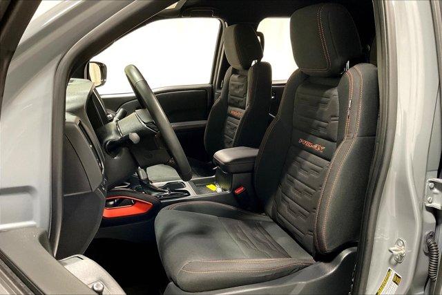 Photo of 2024 Boulder Gray Pearl Nissan Frontier