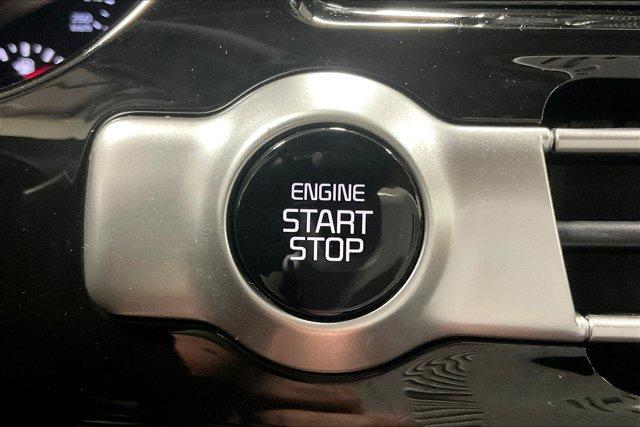Photo of 2023 Steel Gray Kia Seltos