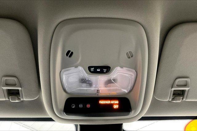 Photo of 2023 Summit White Buick Encore GX