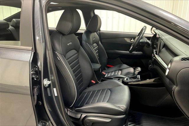 Photo of 2024 Gravity Gray Kia Forte