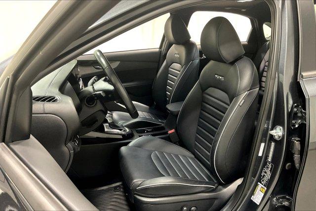 Photo of 2024 Gravity Gray Kia Forte