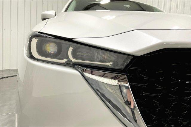 Photo of 2023 Rhodium White Metallic Mazda CX-5