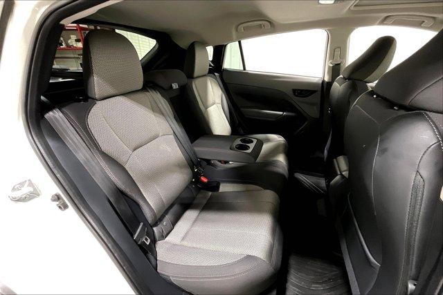 Photo of 2024 Crystal White Pearl Subaru Crosstrek