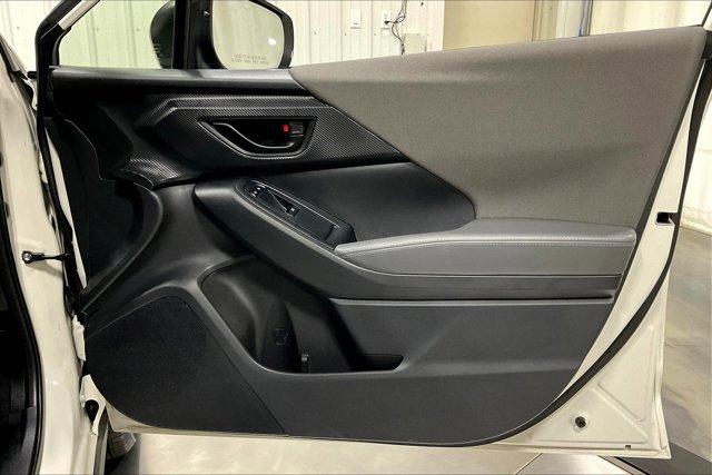 Photo of 2024 Crystal White Pearl Subaru Crosstrek