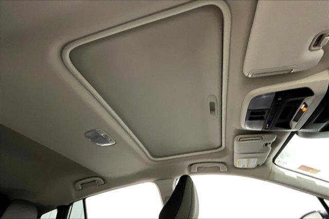 Photo of 2024 Crystal White Pearl Subaru Crosstrek