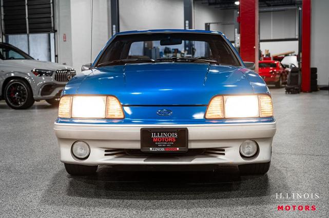 Photo of 1990 Ultra Blue Metallic Ford Mustang