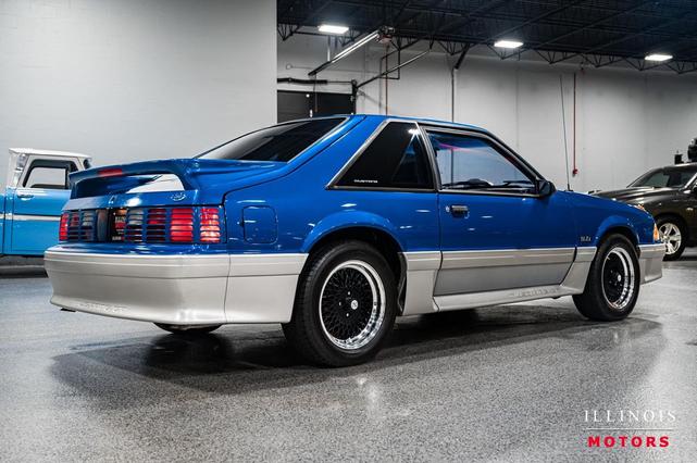 Photo of 1990 Ultra Blue Metallic Ford Mustang