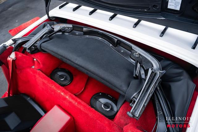 Photo of 1988 White Chevrolet Corvette