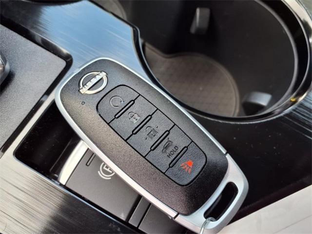 Photo of 2025 Gun Metallic Nissan Rogue