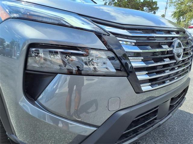 Photo of 2025 Gun Metallic Nissan Rogue