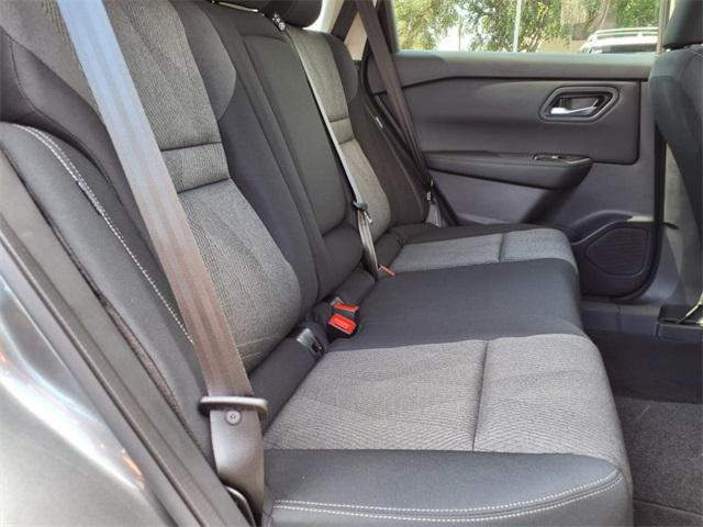 Photo of 2025 Gun Metallic Nissan Rogue