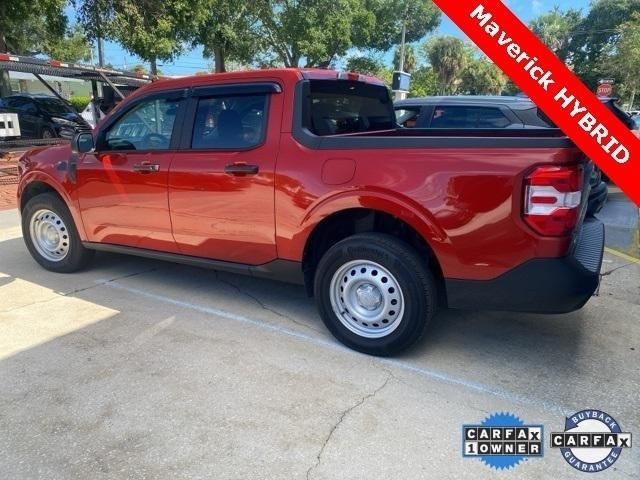 Photo of 2024 Hot Pepper Red Metallic Tinted Clearcoat Ford Maverick