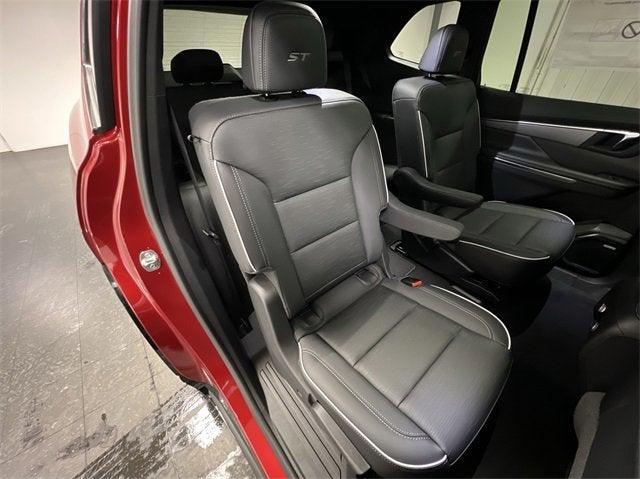 Photo of 2025 Cherry Red Tintcoat Buick Enclave